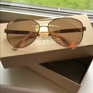Brand new Burberry aviators